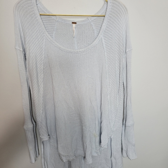 Small Free People Oversized Waffle Knit Baby Blue Top - Picture 1 of 5